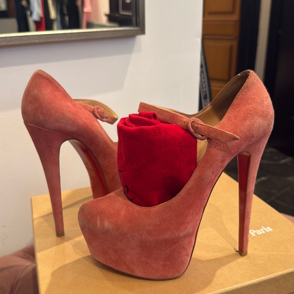 Christian Louboutin Lady Daf heels 38.5